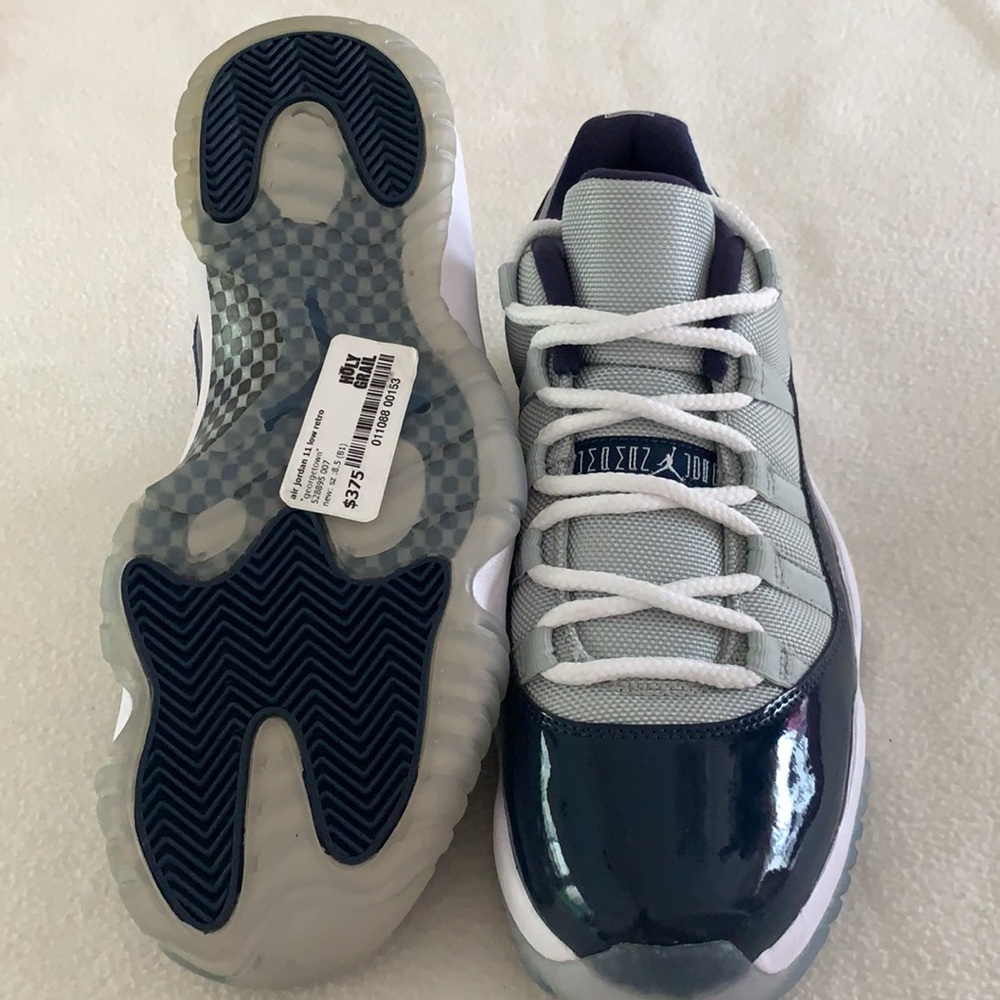 Air Jordan men shoe - Picture 3 of 5